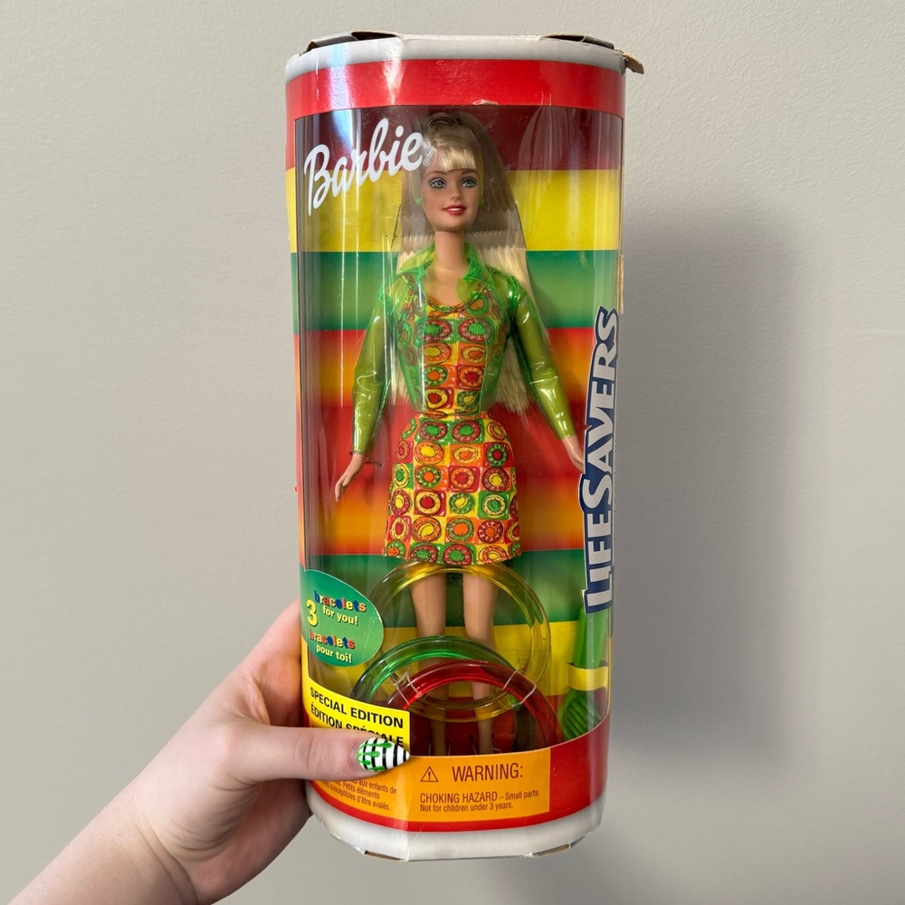 Barbie Vintage 2000’s school cool lifesavers collector Barbie doll (NEW)